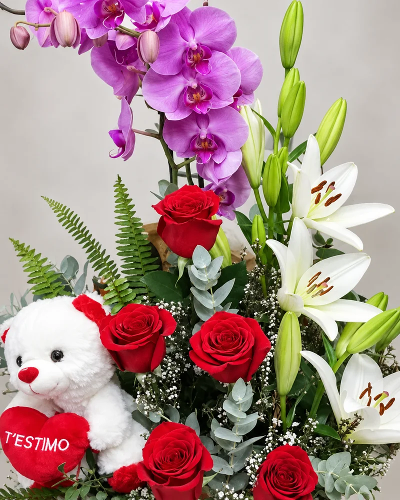 Centre orquidea, lillium, roses i peluix